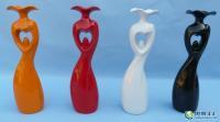 現(xiàn)代家居飾品 色釉陶瓷花瓶的藝術(shù)與實(shí)用價值