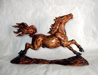 匠心獨(dú)運(yùn) 手工木制工藝品的美學(xué)世界與文化意蘊(yùn)